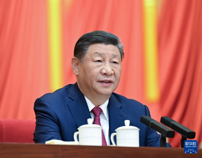 9月20日上午，中共中央、全國政協(xié)在全國政協(xié)禮堂隆重舉行慶祝中國人民政治協(xié)商會(huì)議成立75周年大會(huì)。中共中央總書記、國家主席、中央軍委主席習(xí)近平出席大會(huì)并發(fā)表重要講話。新華社記者 謝環(huán)馳 攝